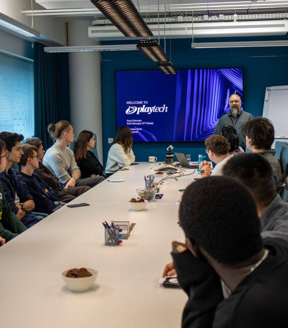 Estudiantes y profesorado de UDIT participan en el programa Erasmus+ BIP “Innovation and Technology in Smart Business”, en Tallín (Estonia)