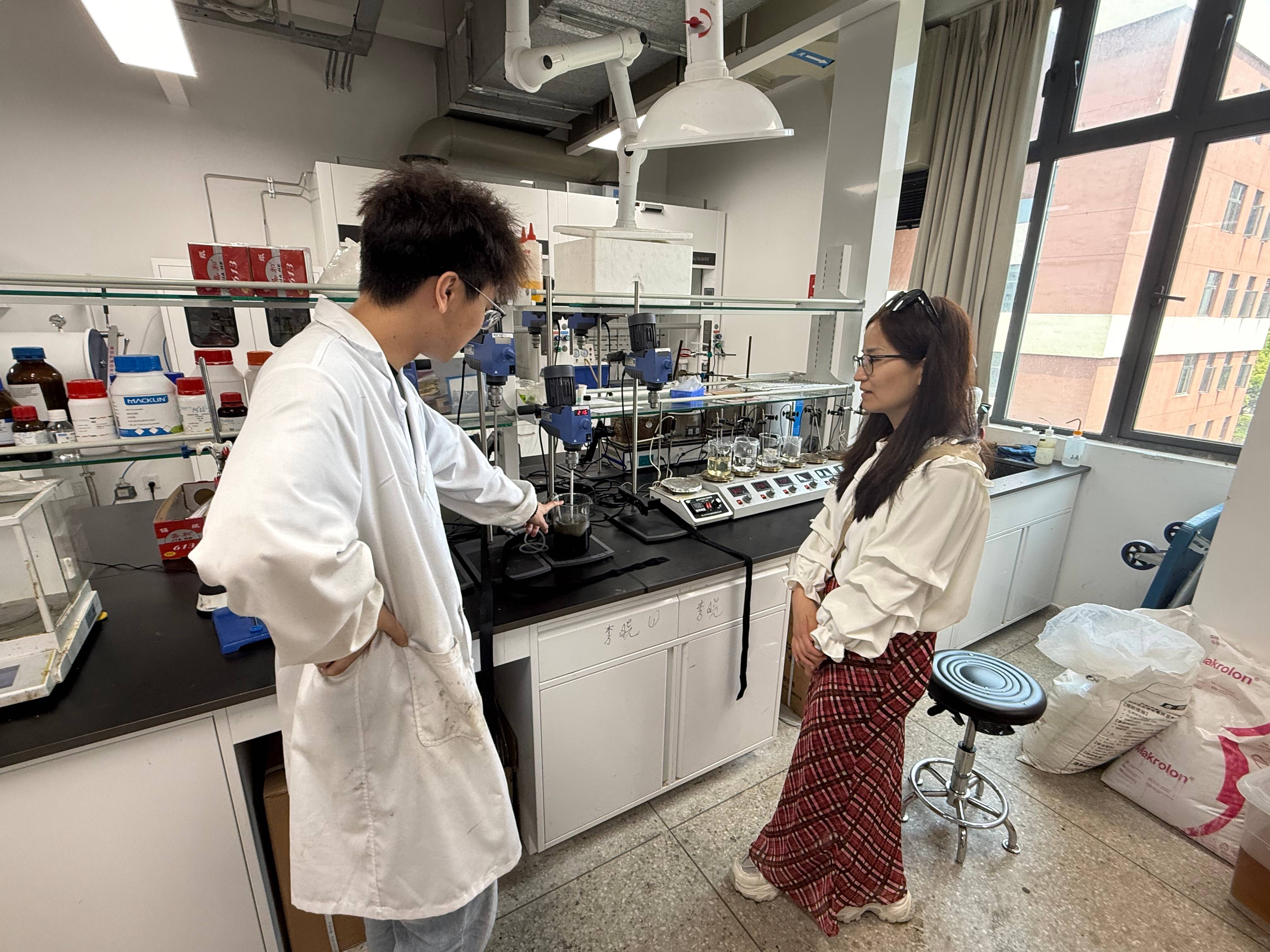 De Madrid a Wuhan: la ciencia de UDIT viaja a China