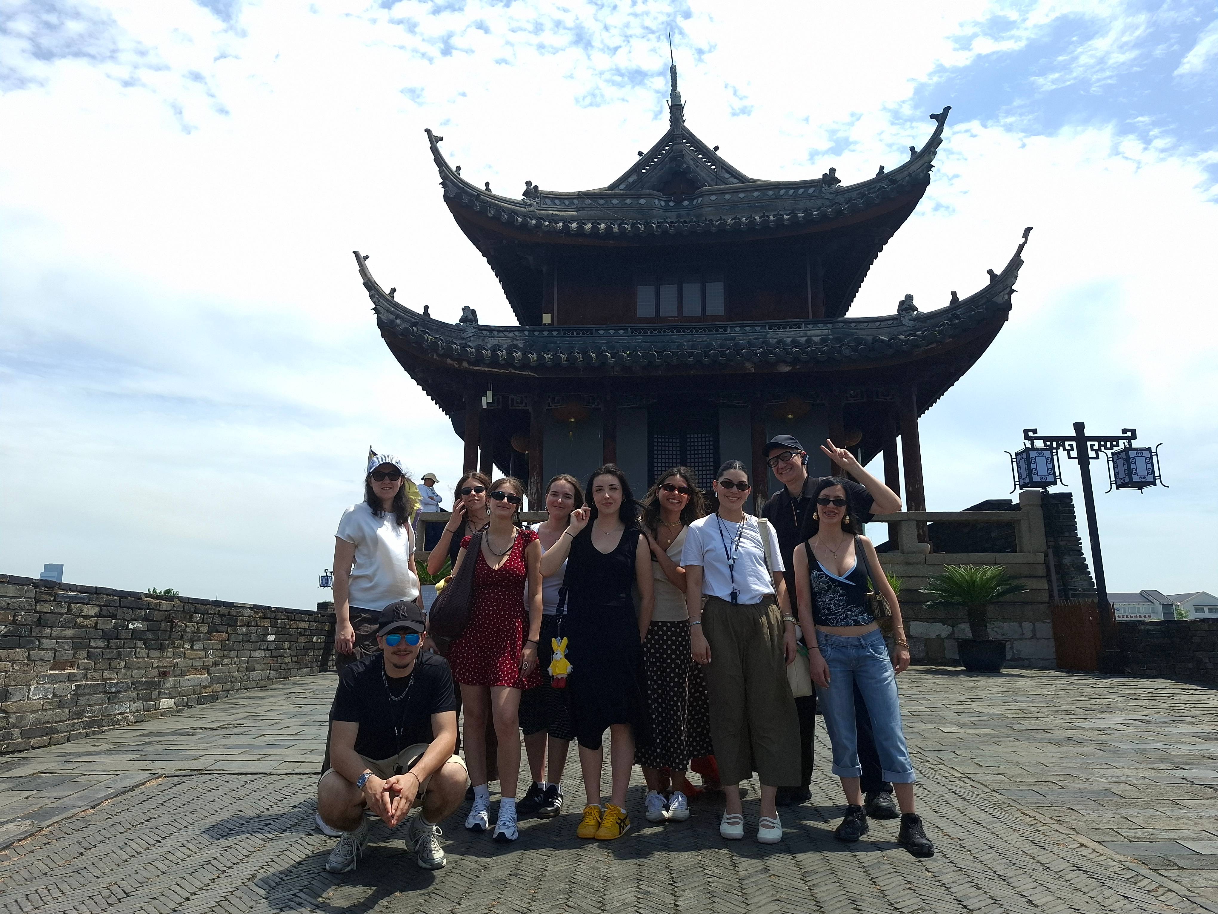10 estudiantes del Grado en Diseño Gráfico de UDIT participan en un encuentro académico internacional en colaboración con Tongji University