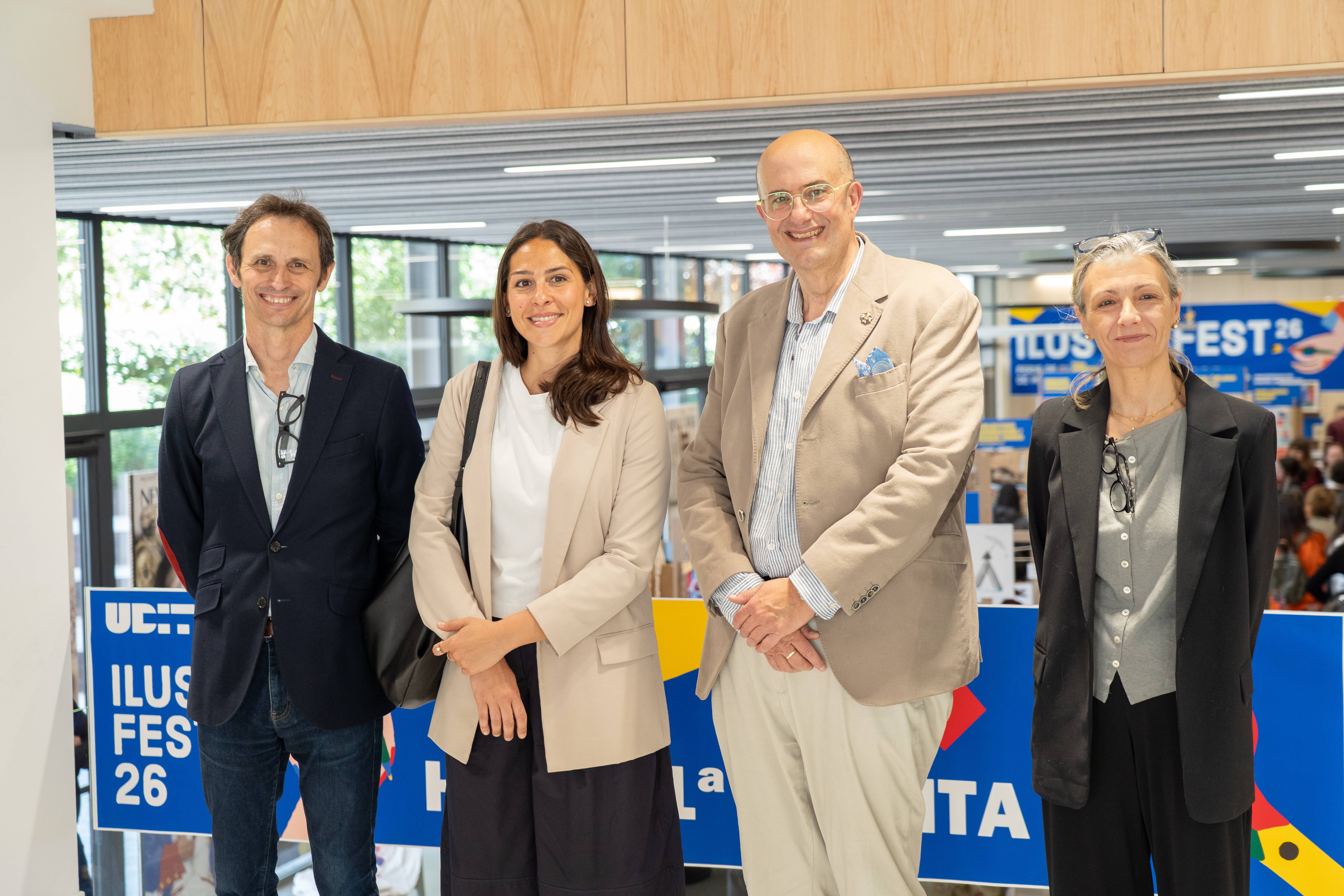 Juana Arana de Andrés, Asesora de Artes Plásticas de la Consejería de Cultura, Turismo y Deporte de la Comunidad de Madrid, visita ILUSTRAFEST 2026
