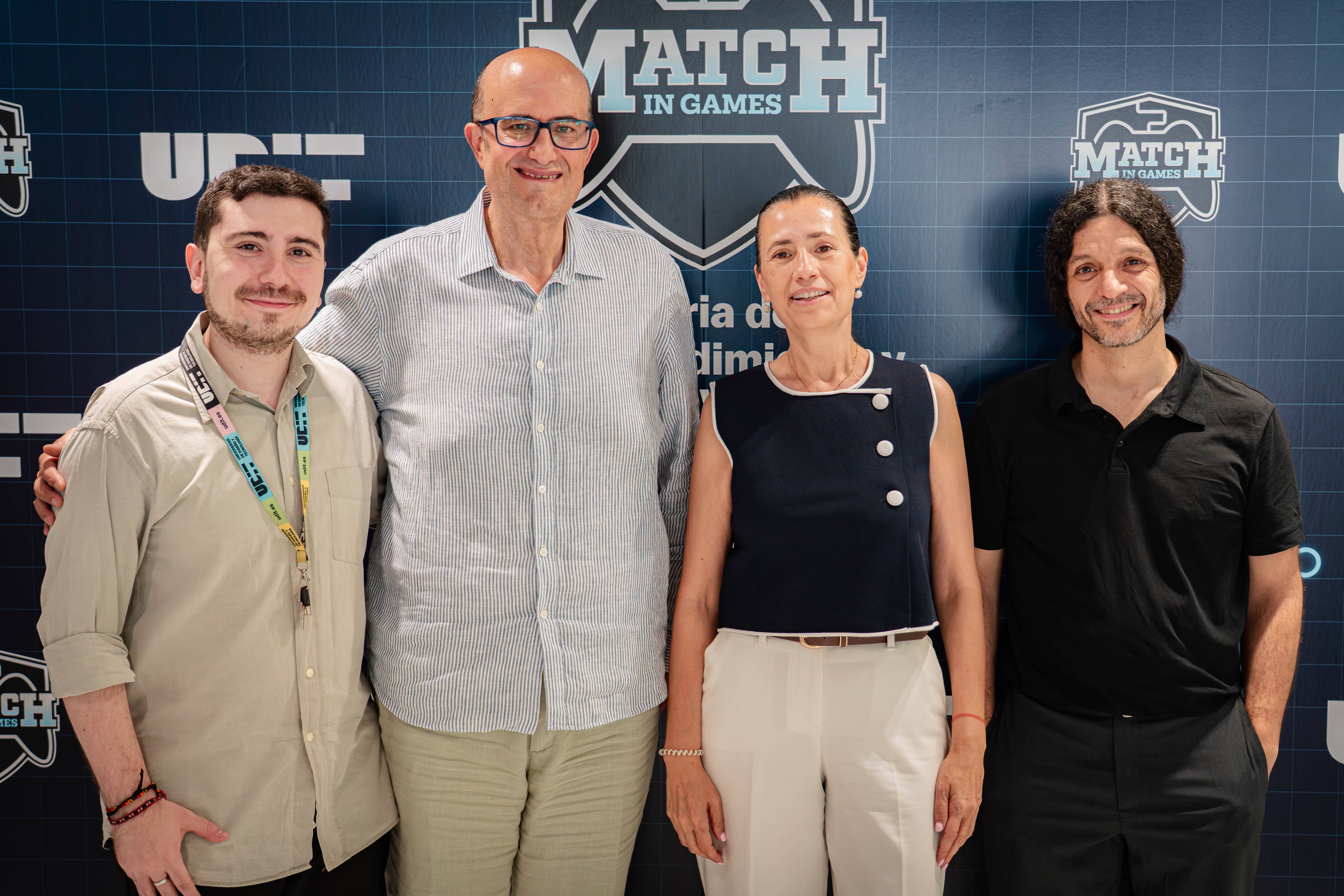 De izquierda a derecha, Luis Sagastibelza, Coordinador del Grado en Diseño y Desarrollo de Videojuegos de UDIT; Juan Cayón, Rector de UDIT; María Yolanda Estrada Madrid, Concejala Presidente del Distrito de Chamartín; y David Alonso, Director del Área de Videojuegos y Animación de UDIT.