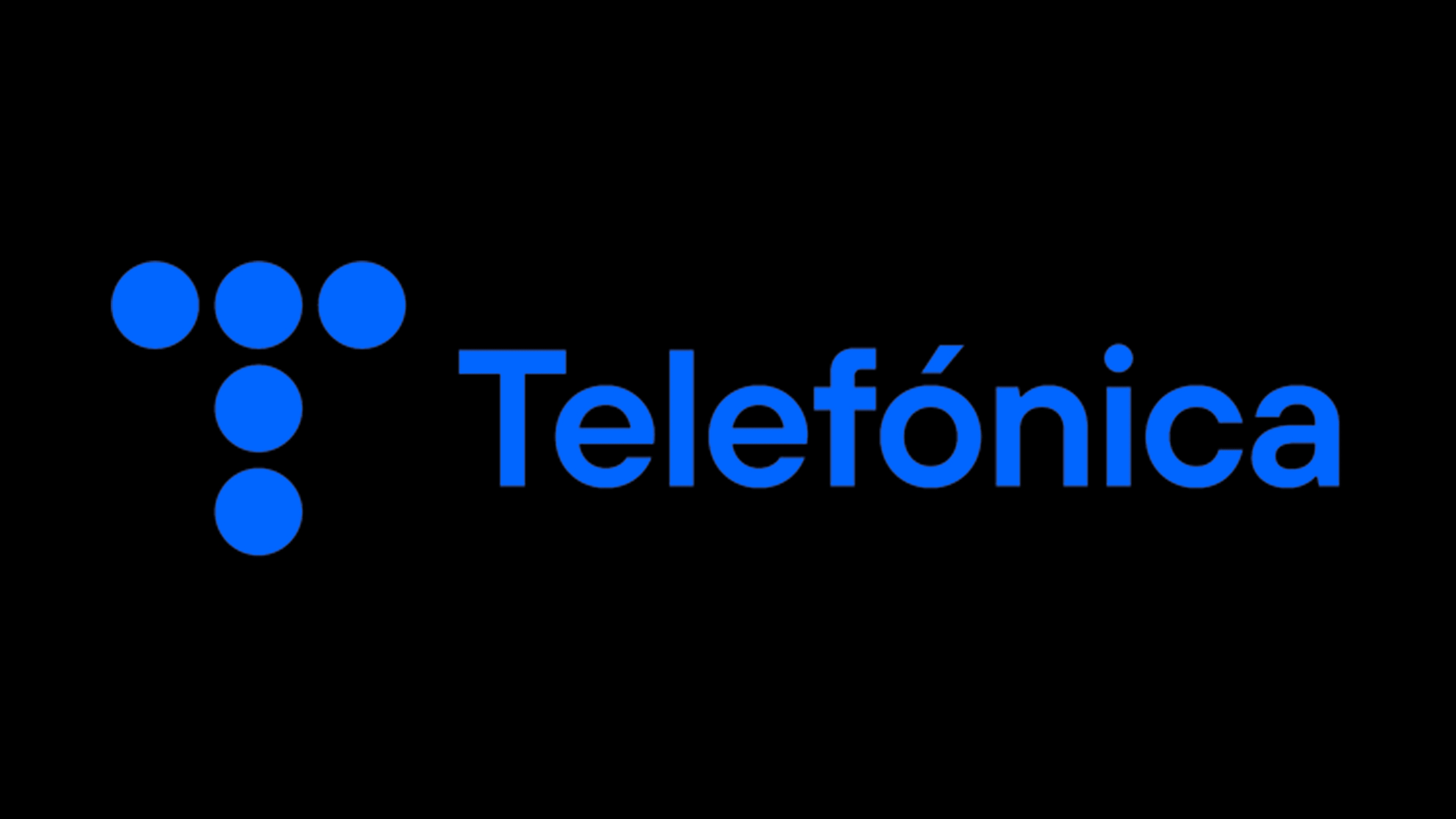 Logotipo de la empresa Telefónica en color azul sobre fondo negro.