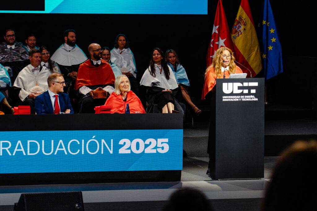 Ceremonia de graduación de la Universidad de Castilla y Tecnología en 2025.