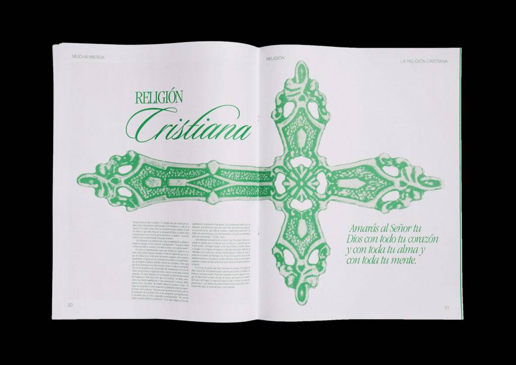 Una página que presenta un crucifijo ornamentado con un texto sobre la religión cristiana.