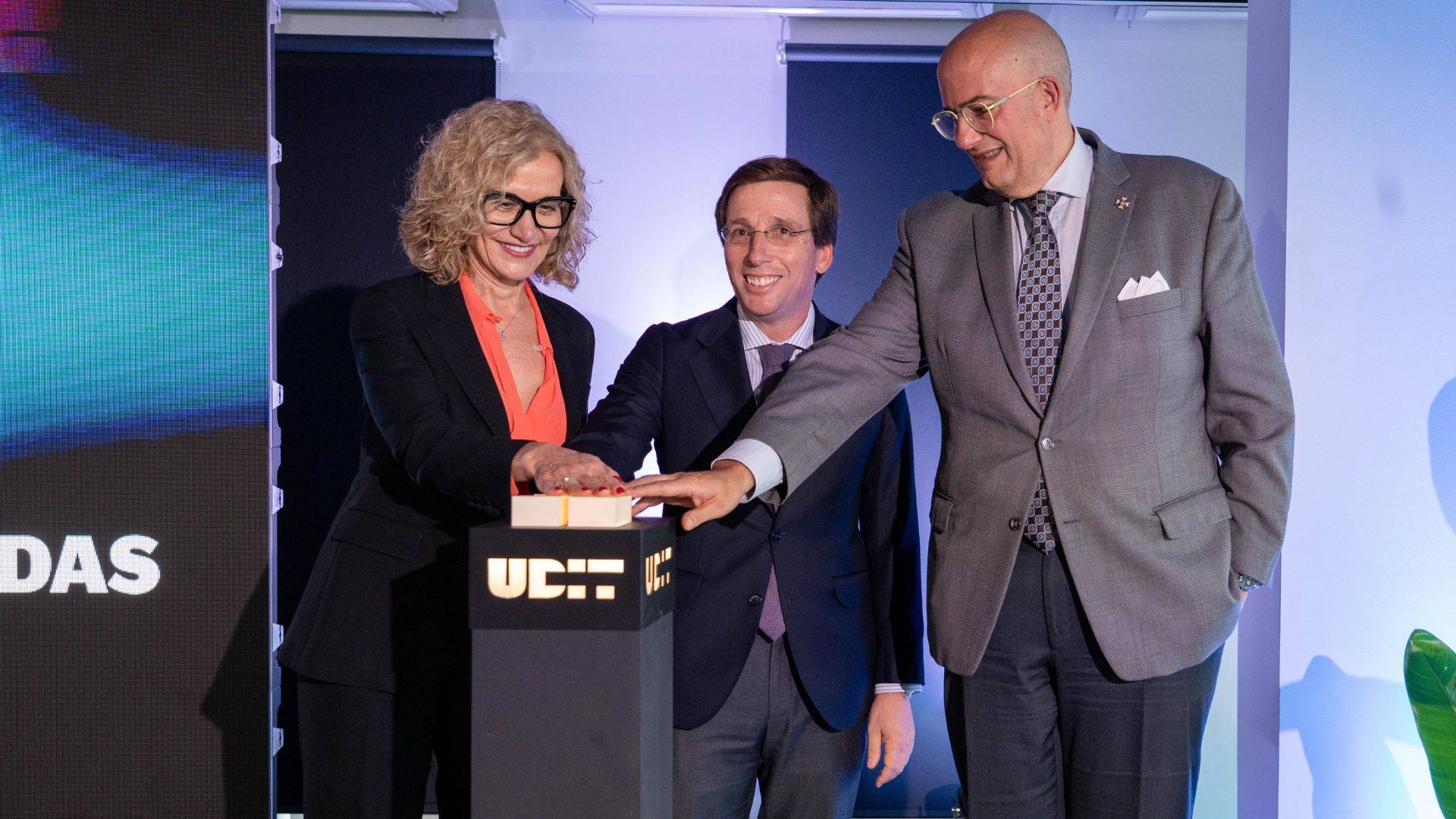 El alcalde de Madrid inaugura el nuevo Campus de Tecnología, Innovación y Ciencias Aplicadas de UDIT