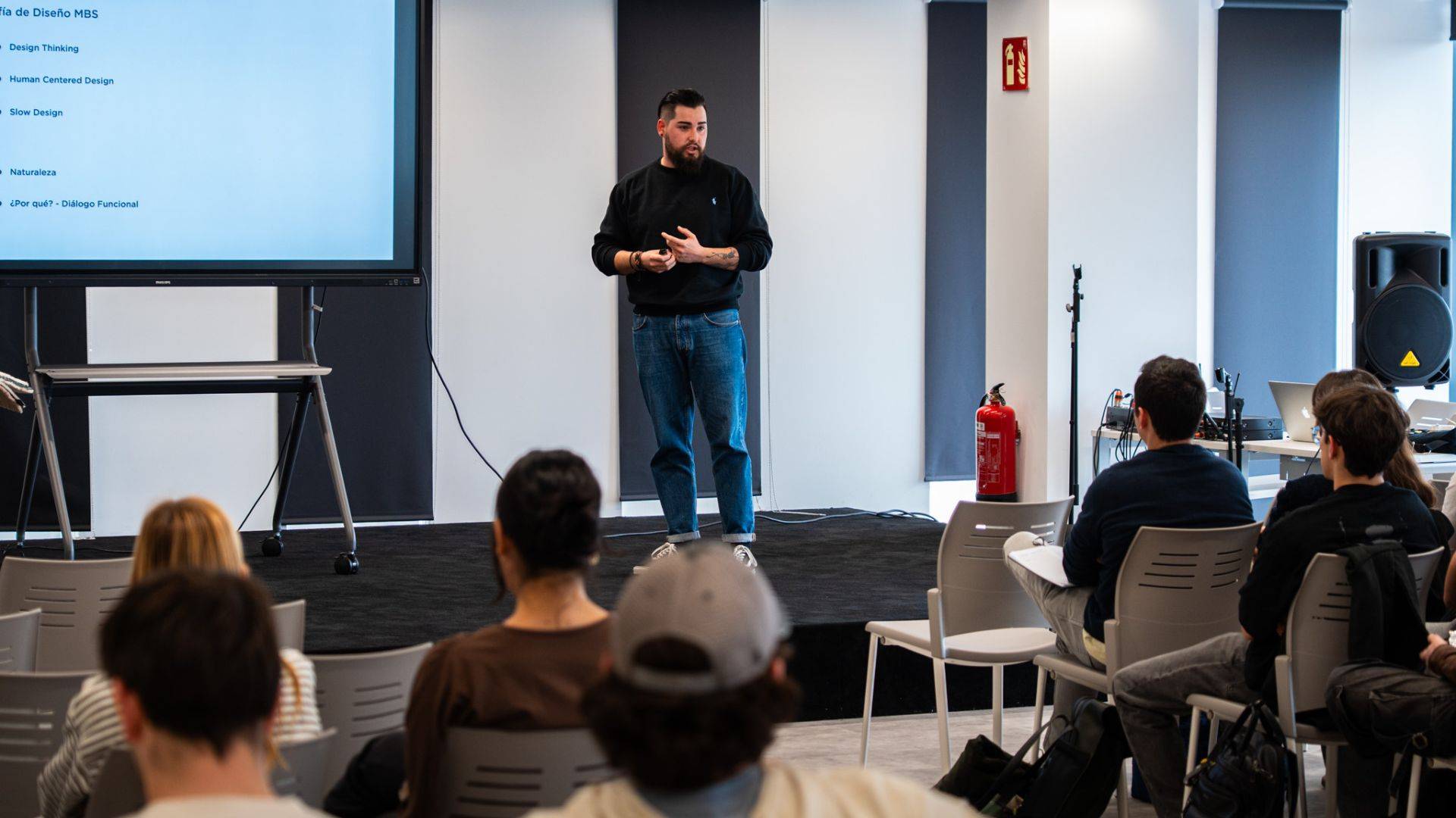 Masterclass Manex Bilbao: Creatividad aplicada: cómo funciona un estudio