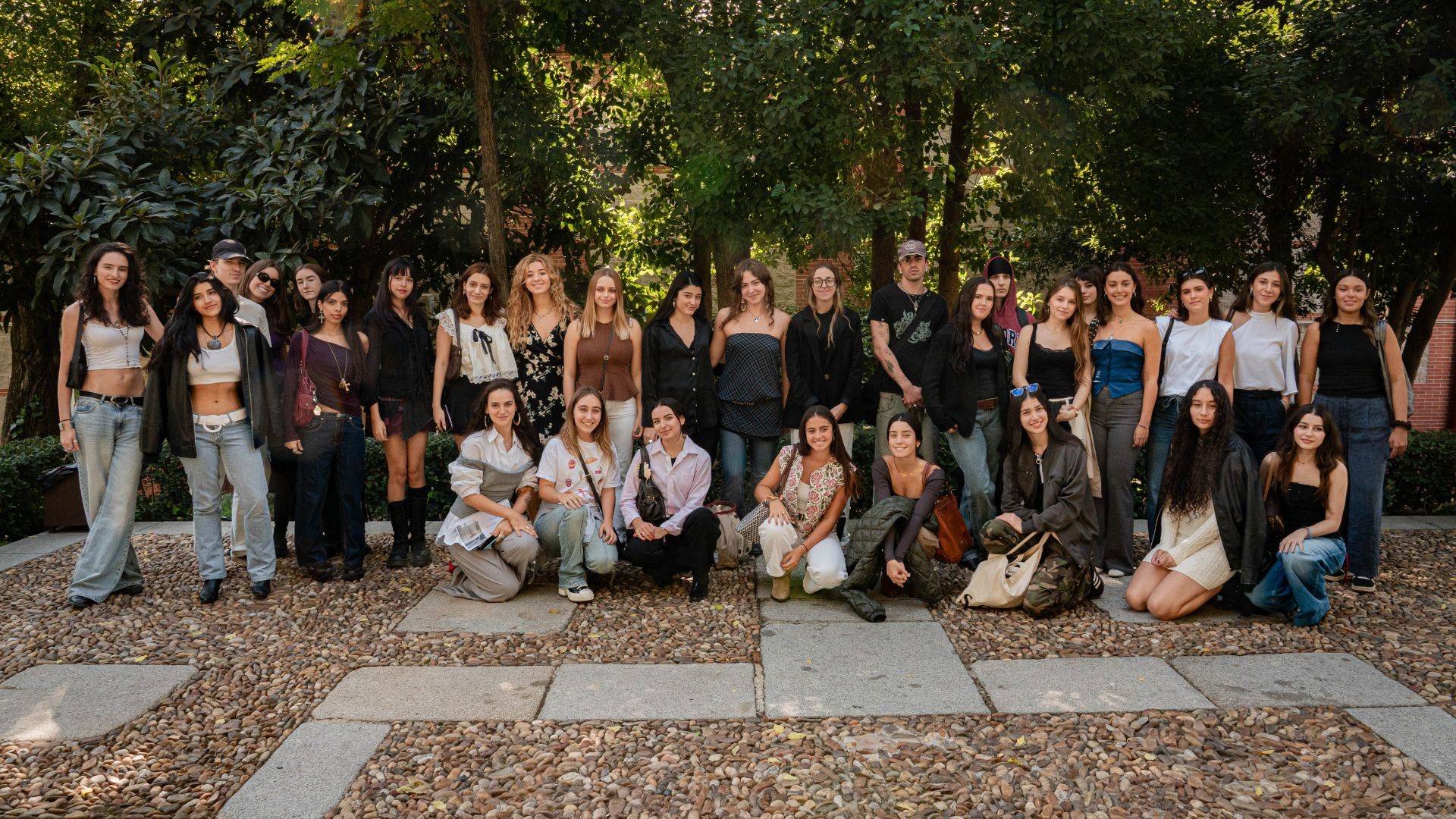 Materia: La exposición del Área de Moda de UDIT en la Real Fábrica de Tapices 