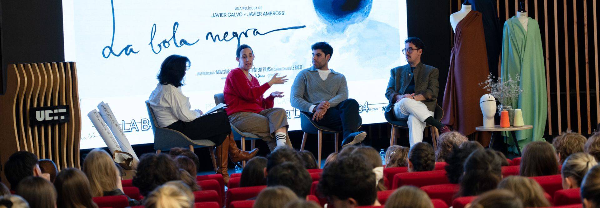 Mesa Redonda: Vestir la historia en ‘La Bola Negra’