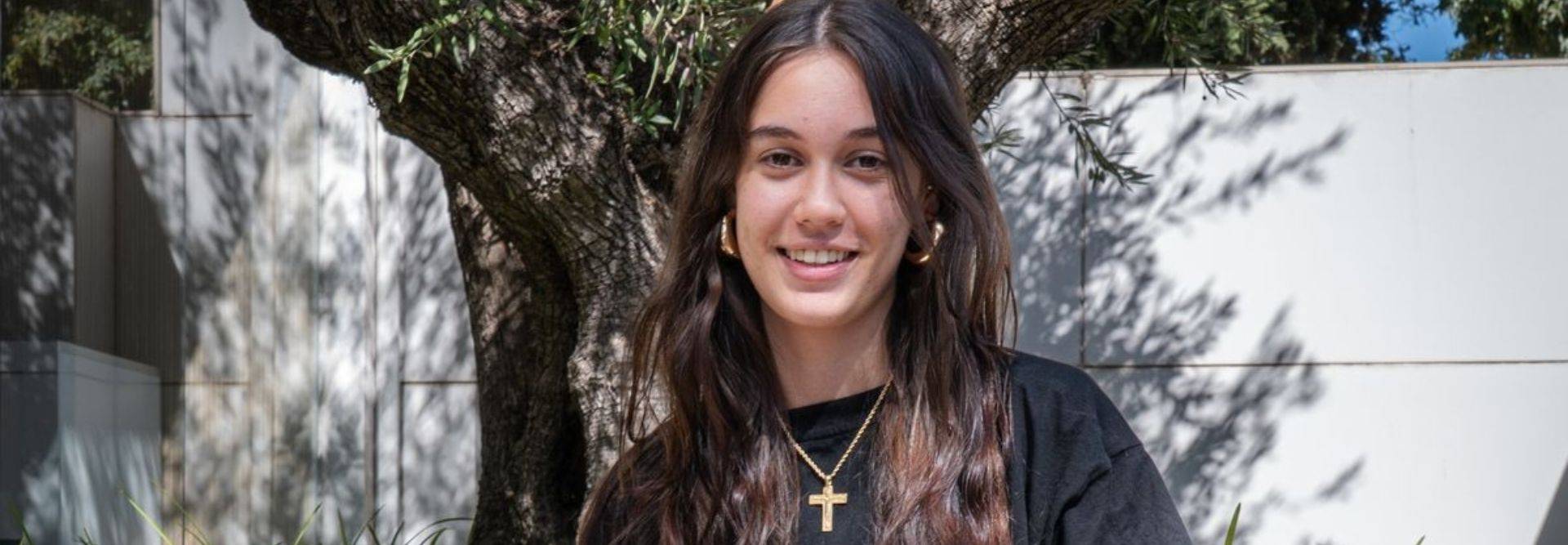 Paula Castañeda, estudiante del Grado en Diseño de Moda