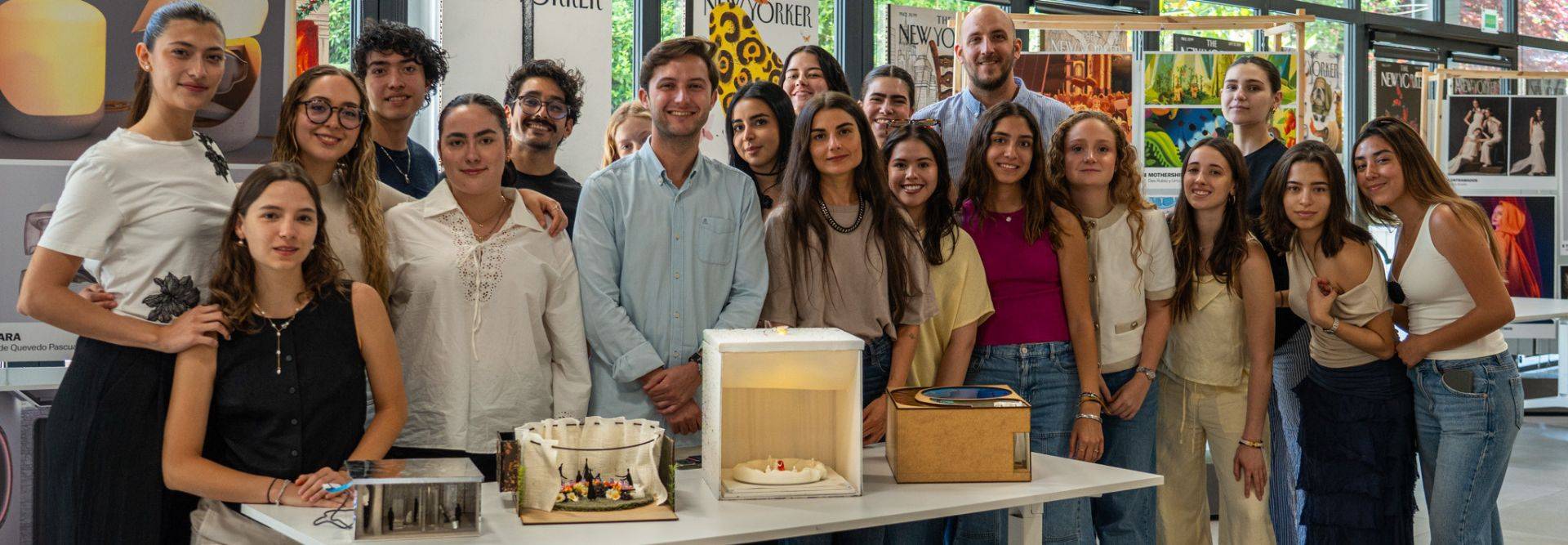 Un grupo de estudiantes de UDEM disfruta de un programa muldisciplinar de verano en UDIT 