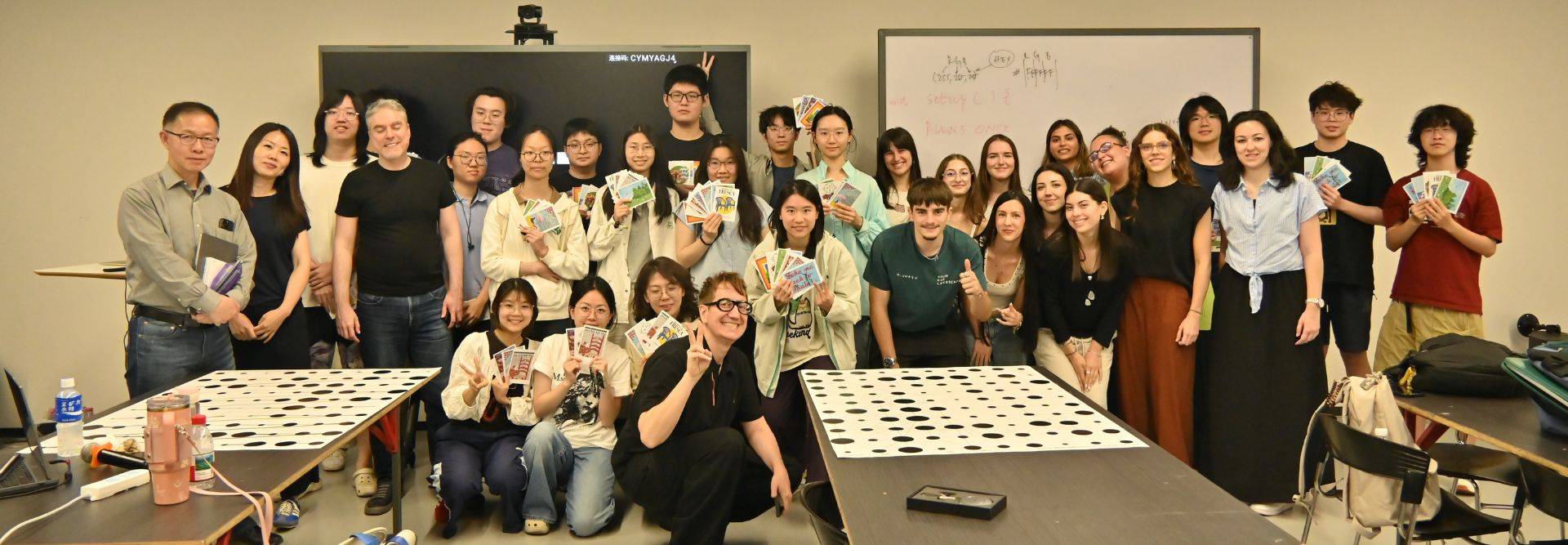 10 estudiantes del Grado en Diseño Gráfico de UDIT participan en un encuentro académico internacional en colaboración con Tongji University