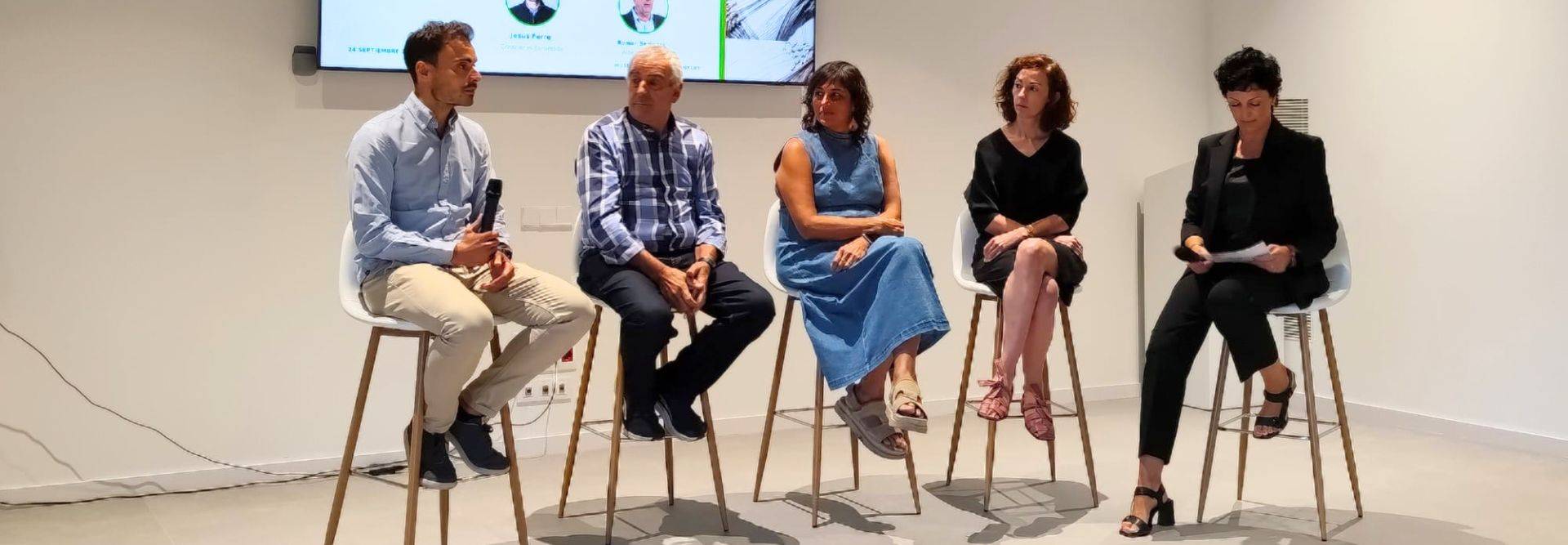 UDIT acerca investigación e industria en la presentación del Catálogo de Buenas Prácticas 2026 del Observatorio Textil y Moda