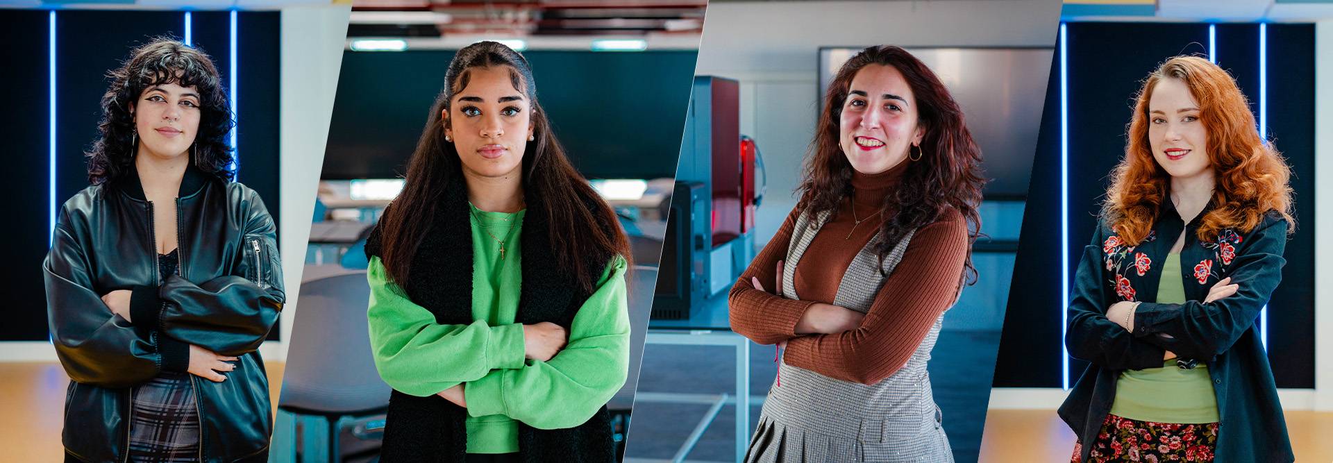 Cuatro mujeres posan con los brazos cruzados en un entorno moderno y luminoso.