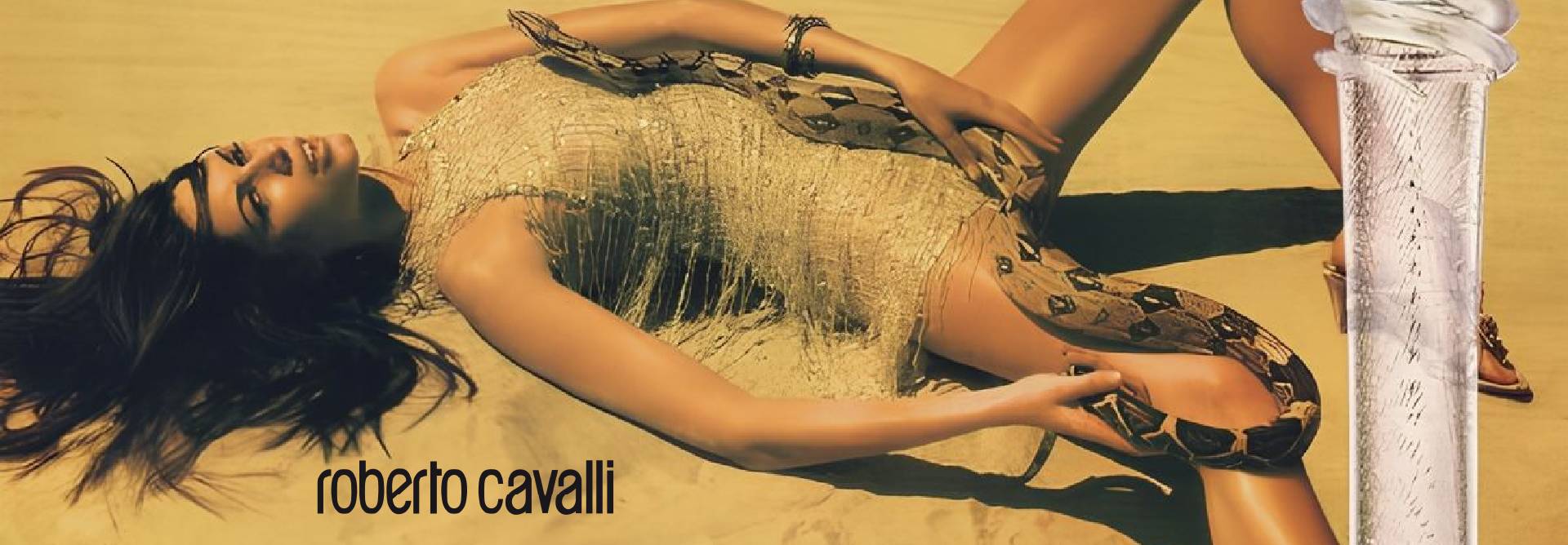 Anuncio de la fragancia Oro, de Roberto Cavalli