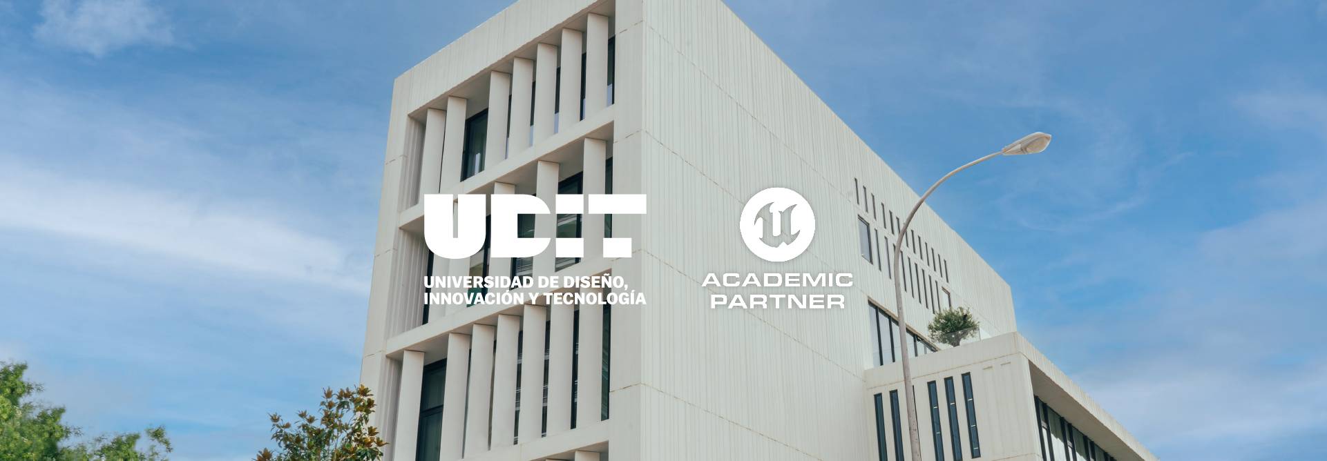 Edificio moderno de la Universidad de Diseño, Innovación y Tecnología.