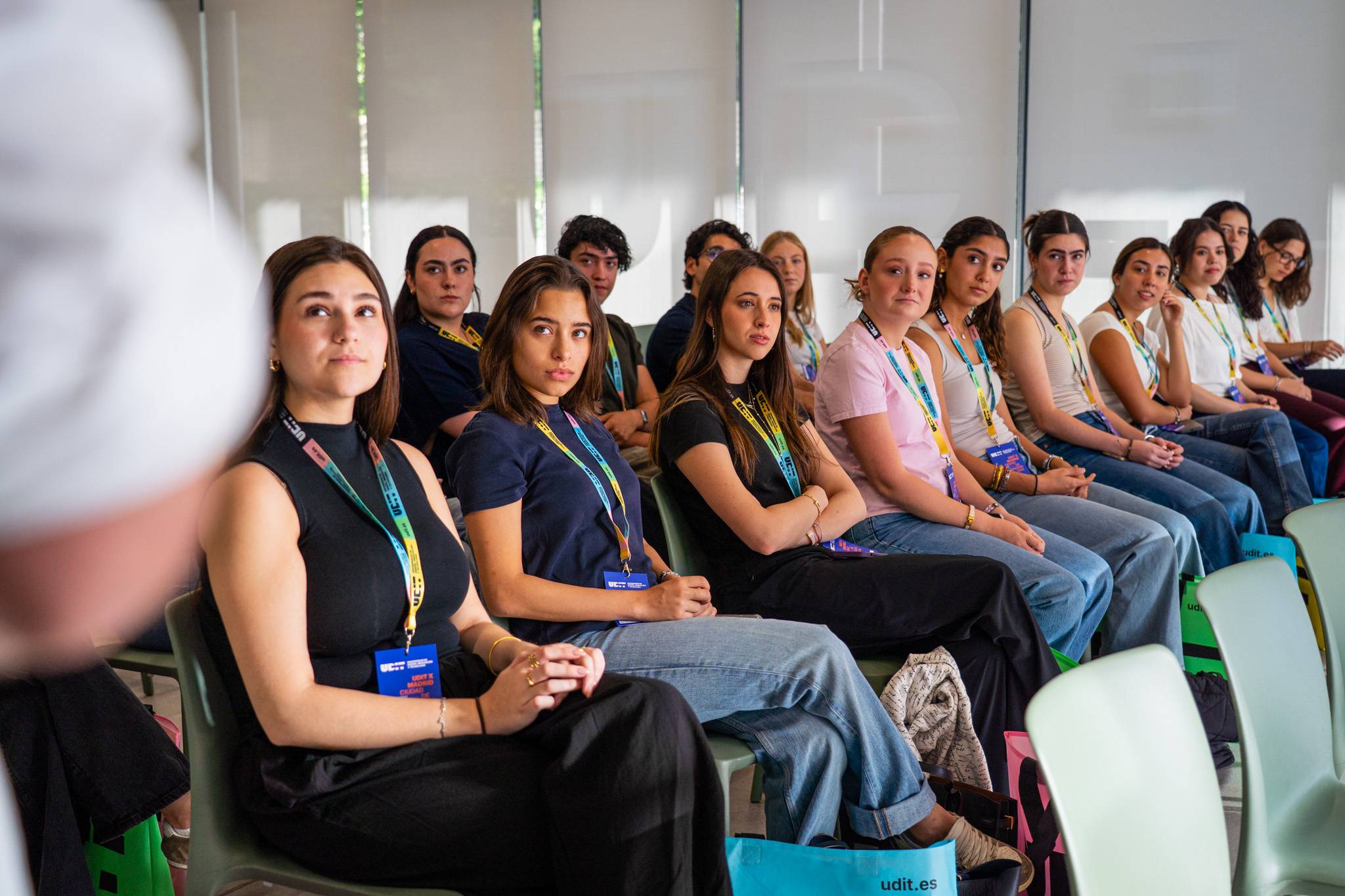 Un grupo de estudiantes de UDEM disfruta de un programa muldisciplinar de verano en UDIT 