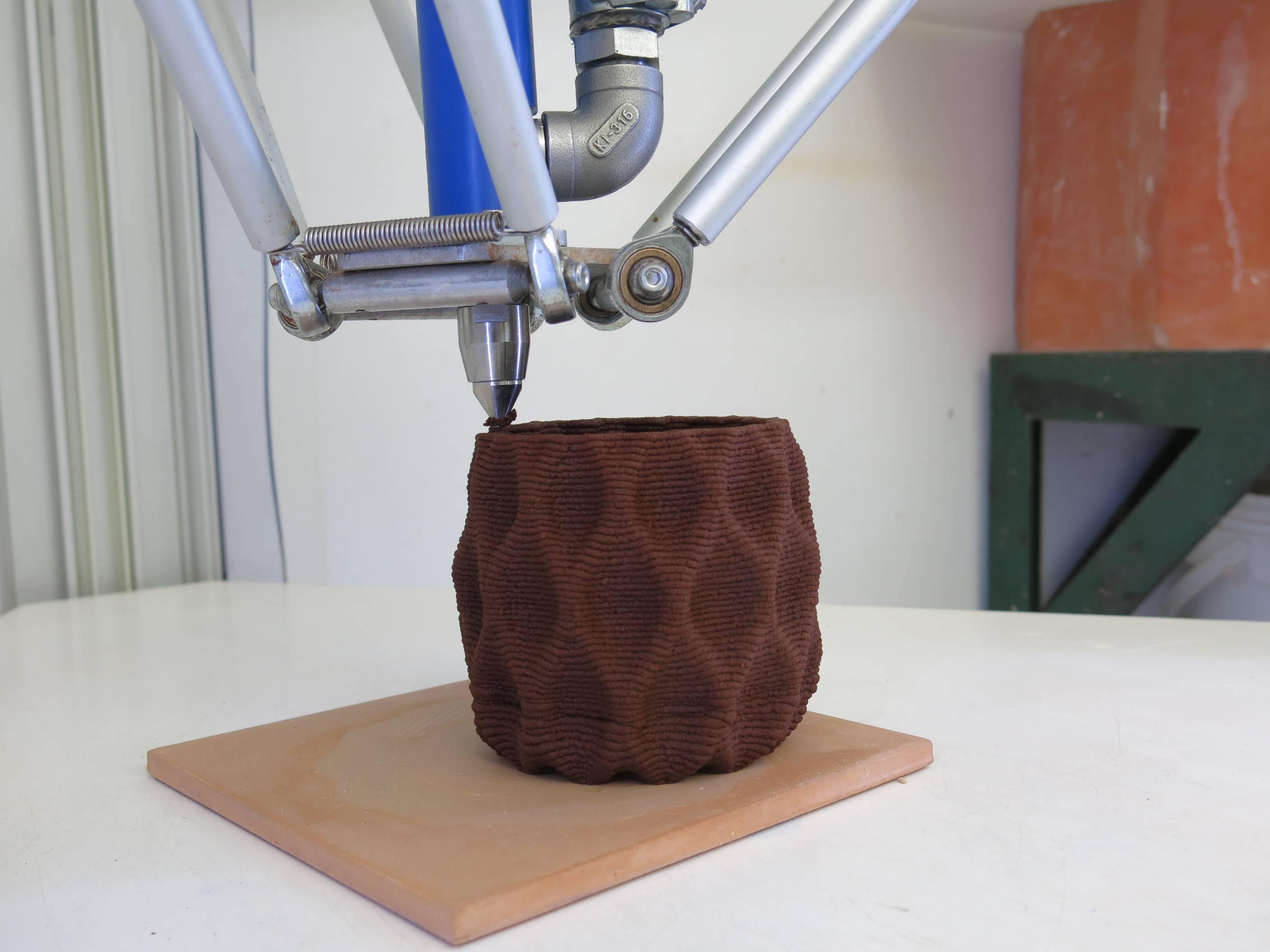 El futuro de los materiales sostenibles se imprime en 3D: el viaje científico de UDIT a Portugal