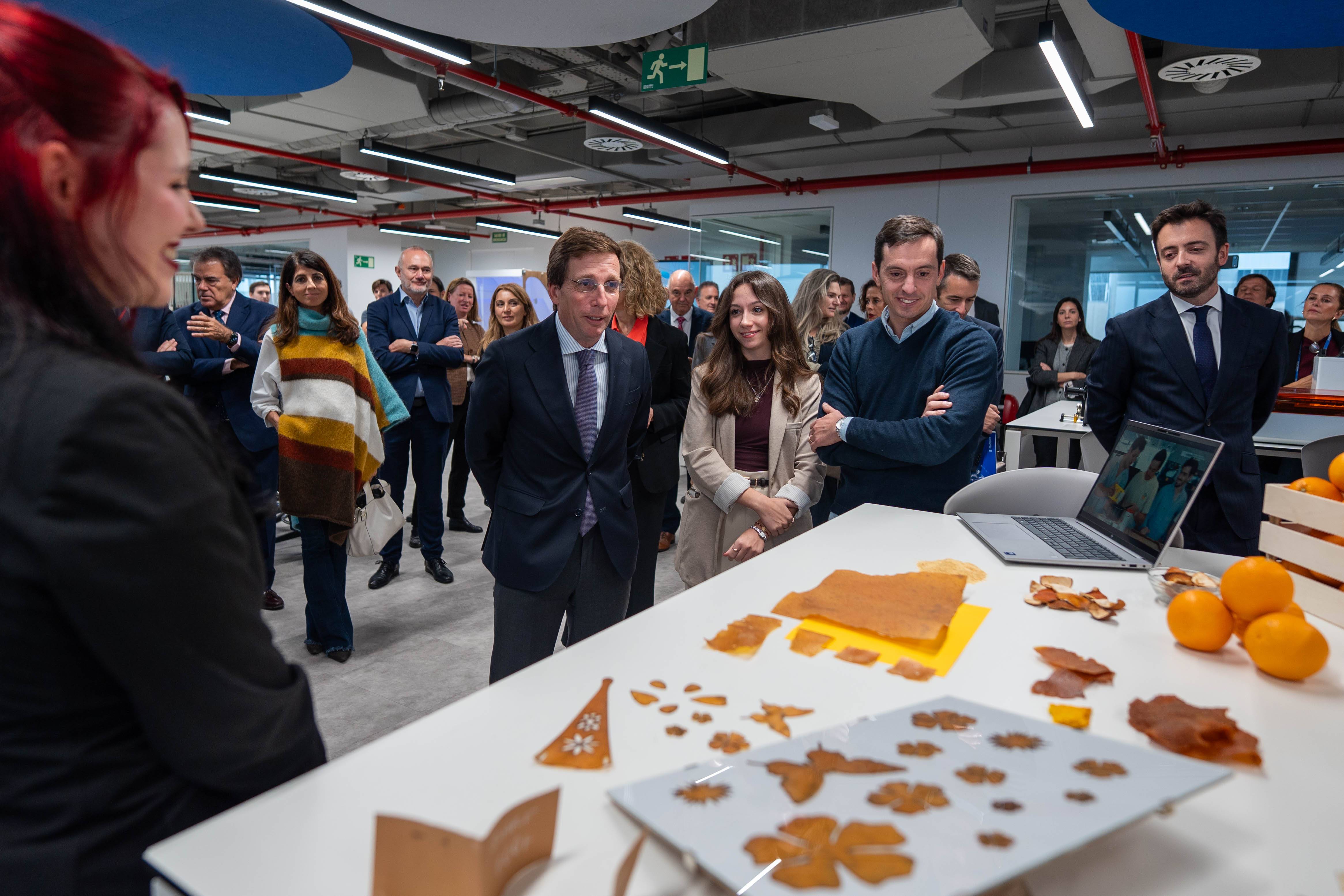 El alcalde de Madrid inaugura el nuevo Campus de Tecnología, Innovación y Ciencias Aplicadas de UDIT