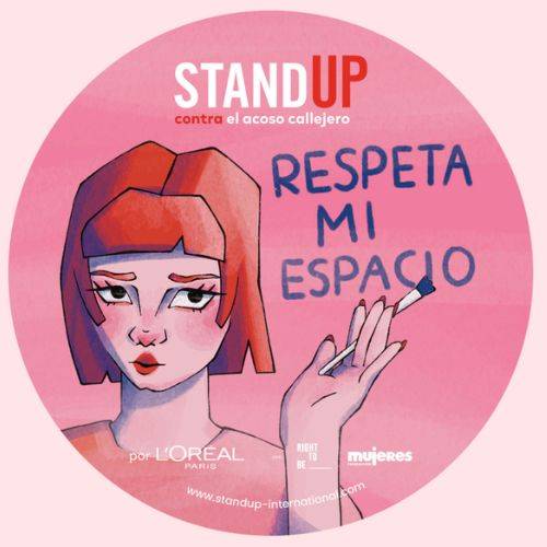 La imagen muestra un dibujo de una mujer con un cartel que dice 'respeta mi espacio' como parte de una campaña contra el acoso callejero.