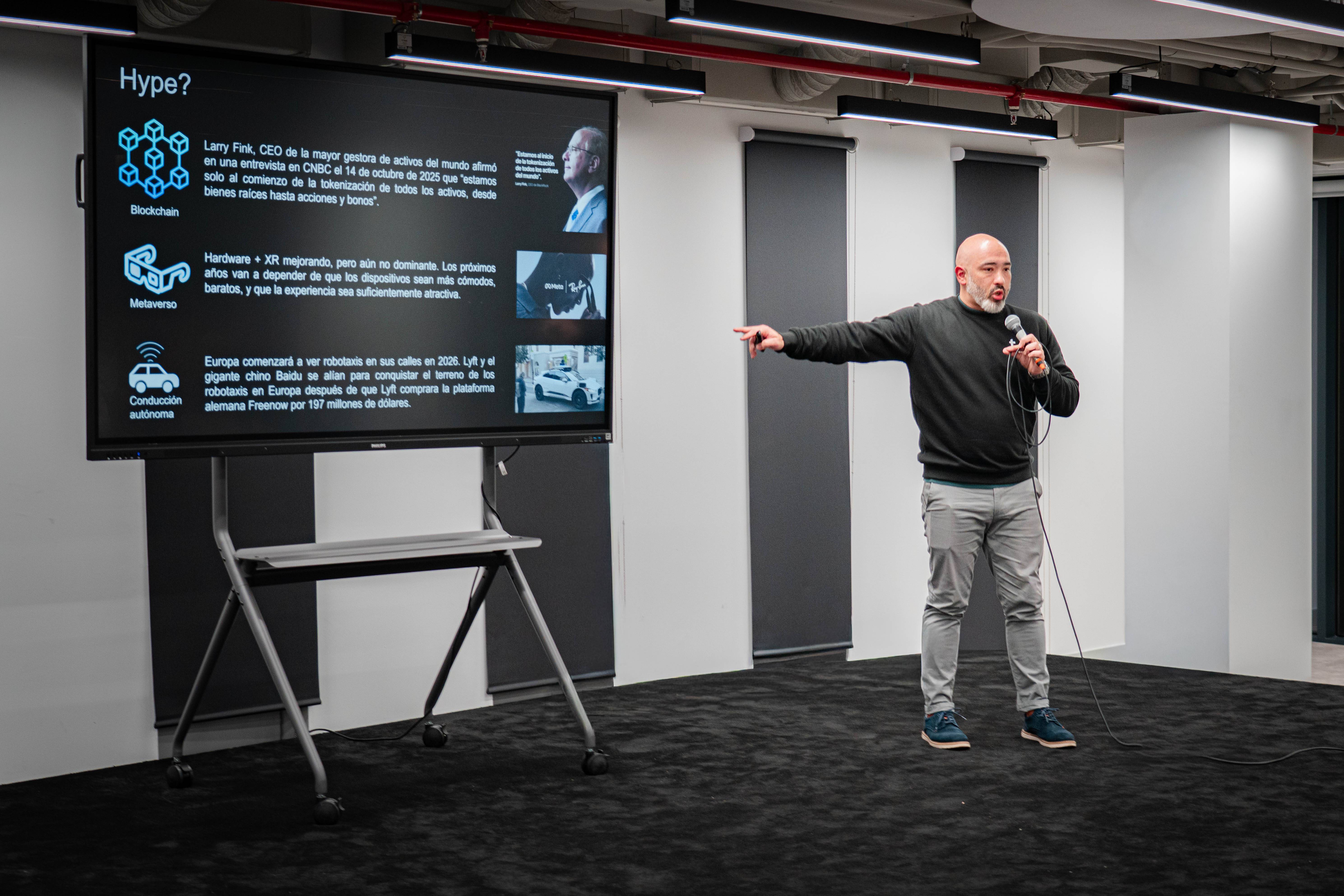 Diego Morales Cordera, Business & Data Strategy Advisor en Turing Challenge