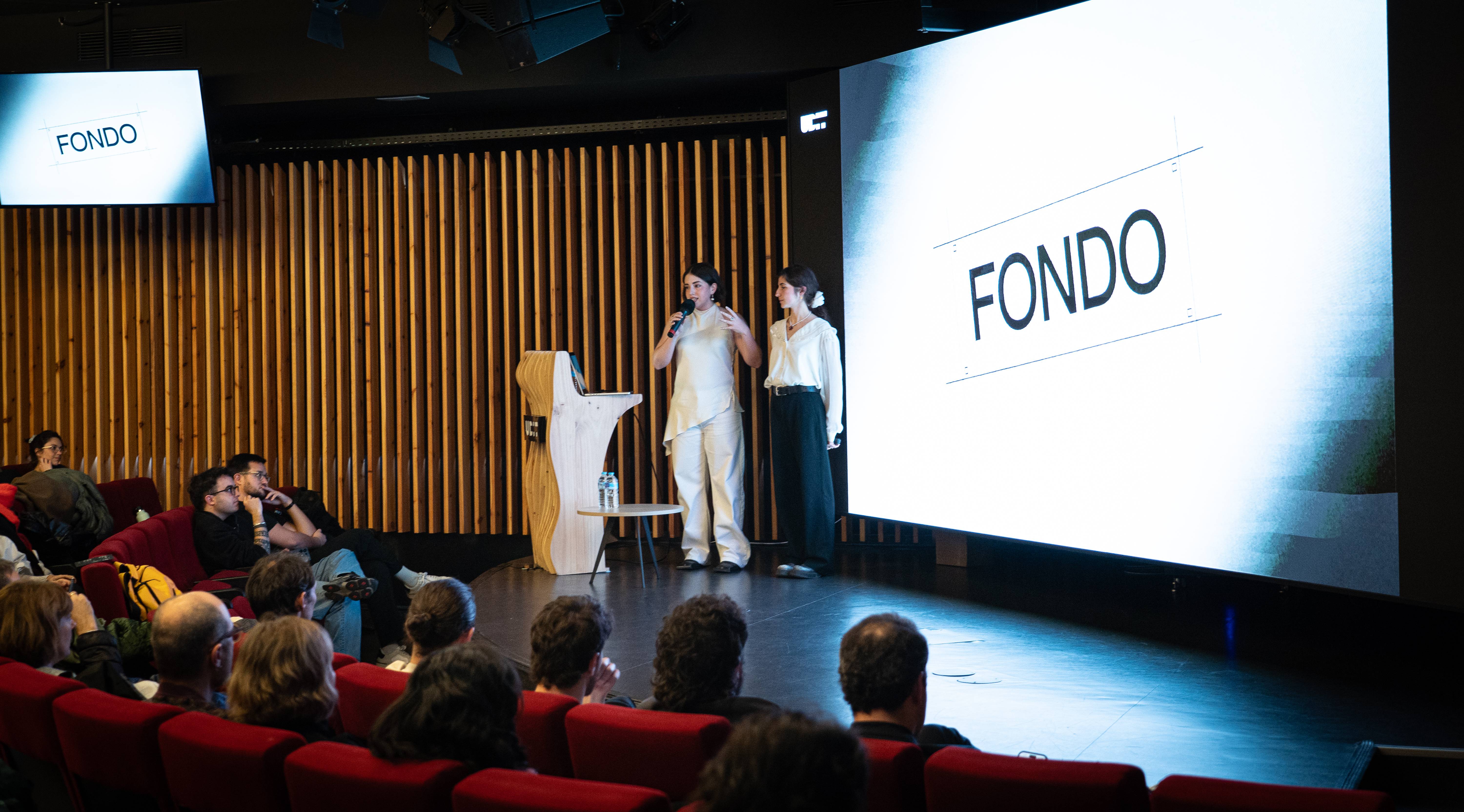 An Audience of One en Referentum 2026