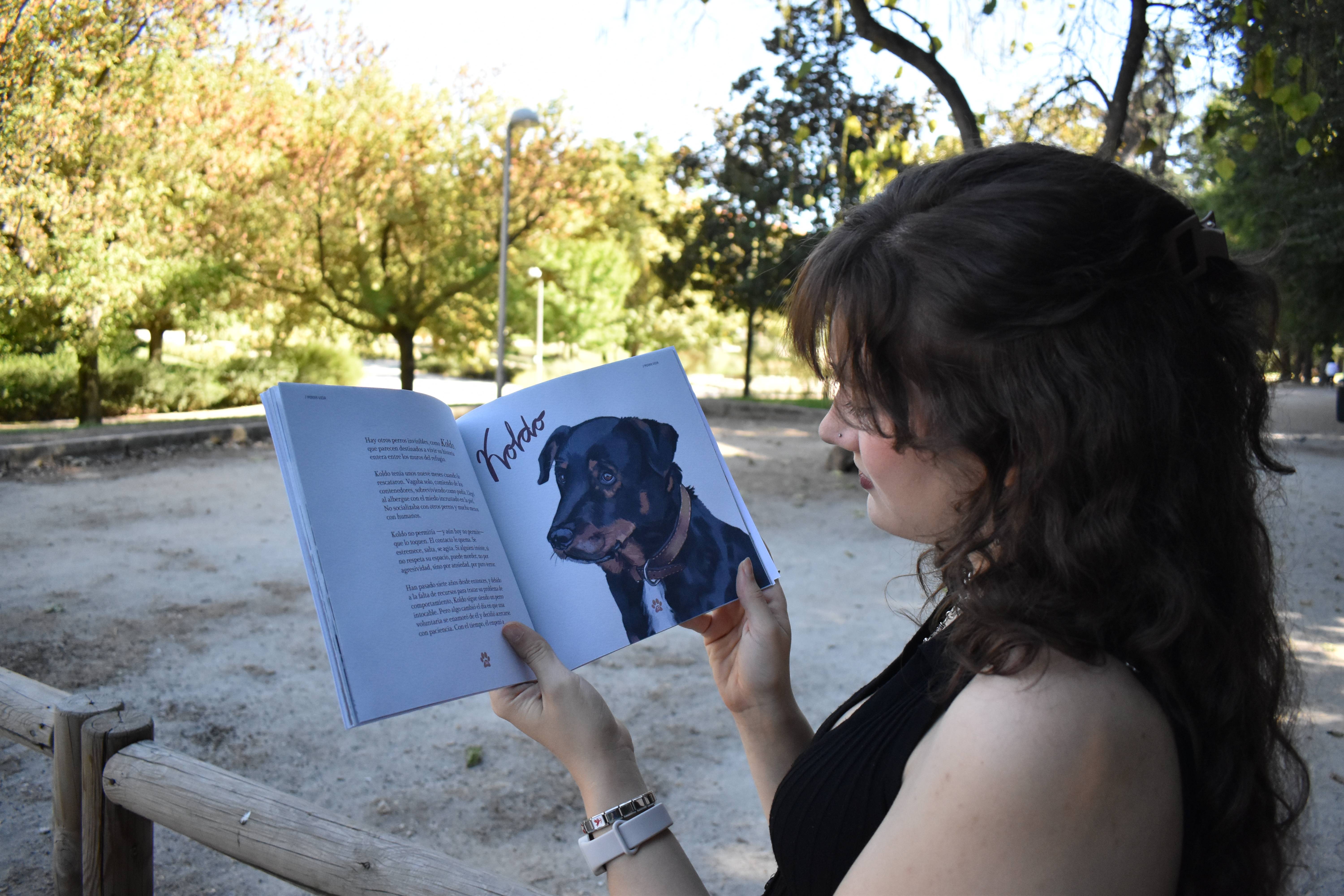 Cristina Calvo Marín, alumni del Máster en Ilustración, ilustra el libro ‘Perra Vida’