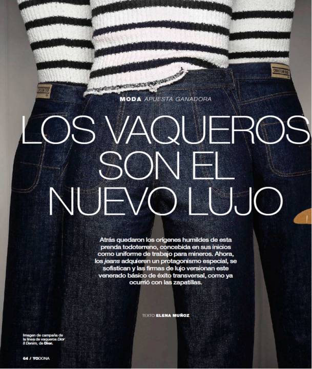 La imagen presenta un artículo de moda que destaca la importancia de los vaqueros como símbolo de lujo contemporáneo.