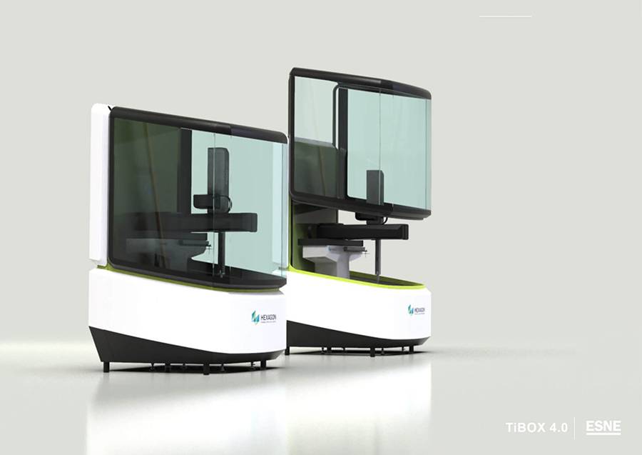 La imagen muestra dos dispositivos tecnológicos de diseño moderno con pantallas transparentes.